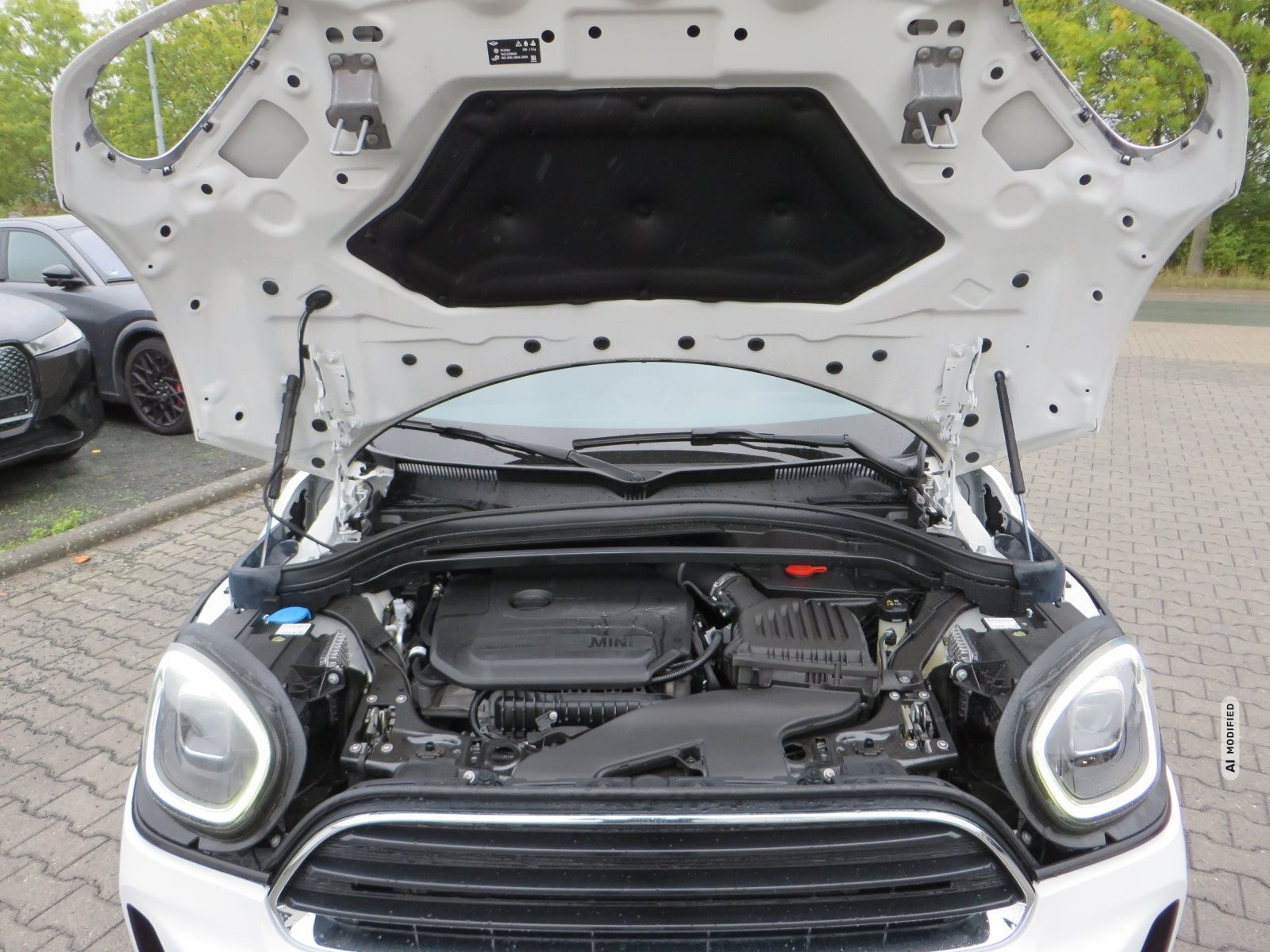 MINI Cooper Countryman CLASSIC TRIM DKG NAVI SPORTSITZE LED GRA RFK PDC KOMFORTZG DAB