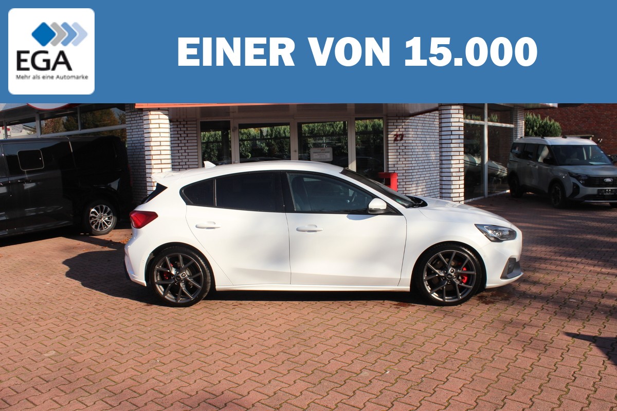 Ford Focus ST 2.3 EcoBoost 19