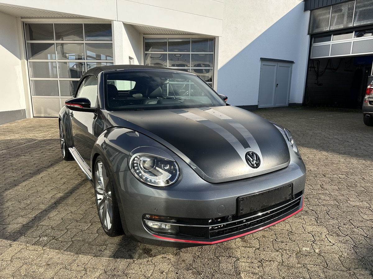 Volkswagen Beetle Cabriolet 2.0 TSI Sport BMT 
