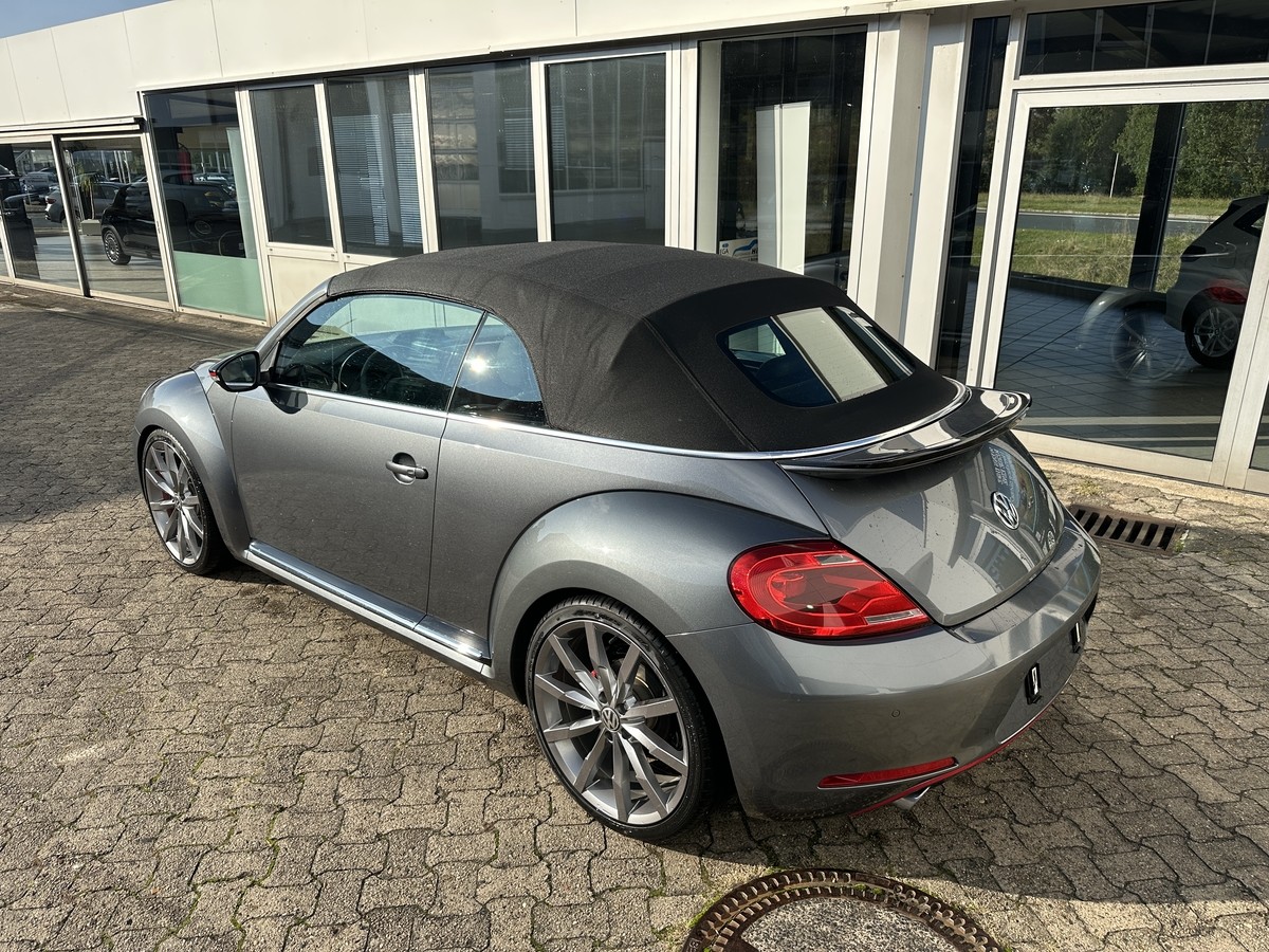 Volkswagen Beetle Cabriolet 2.0 TSI Sport BMT 