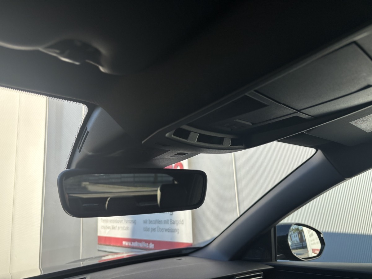 Peugeot 3008 HYBRID*AUTOMATIK*SITZHEIZUNG*KAMERA*CARPLAY*