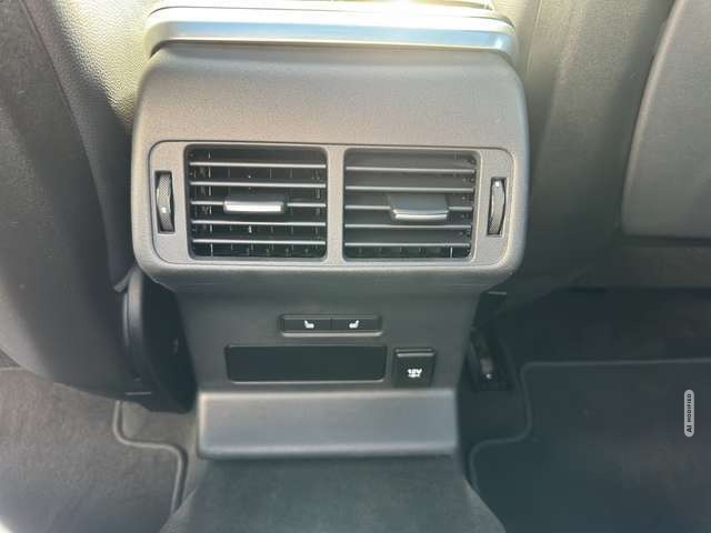 Land Rover Range Rover Velar +PANORAMA+LEDER+KAMERA+