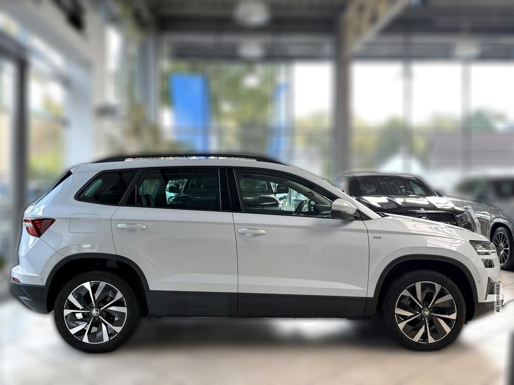 Skoda Karoq 2TDI Tour | 360°|ACC|AHK|KESSY|CARPlAY