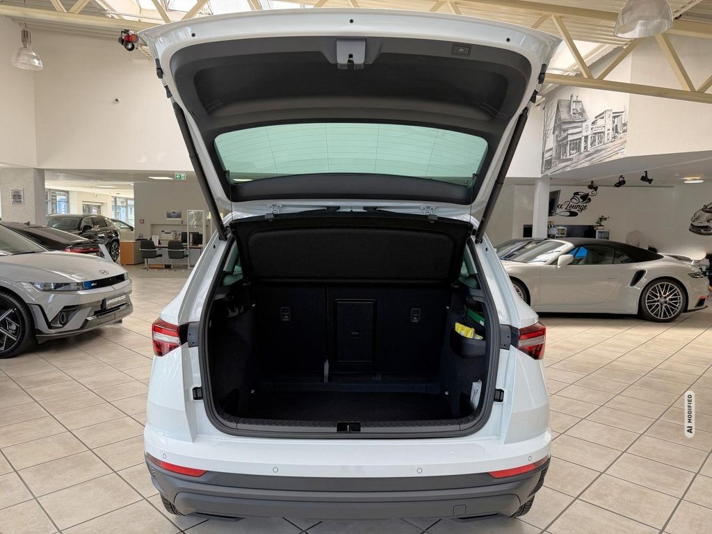 Skoda Karoq 2TDI Tour | 360°|ACC|AHK|KESSY|CARPlAY