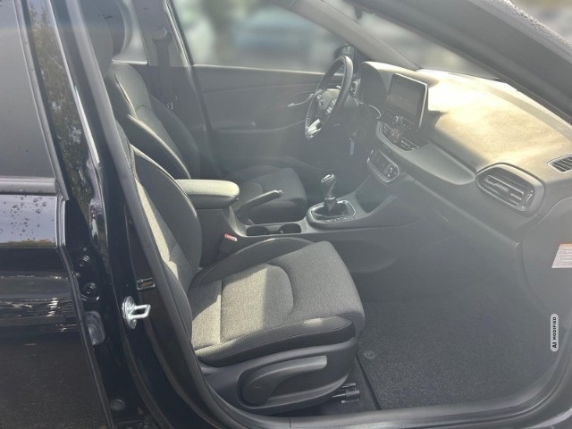Hyundai i30 Trend Mild-Hybrid 1.5 T-GDI EU6d Navi Apple CarPlay Android Auto Mehrzonenkl