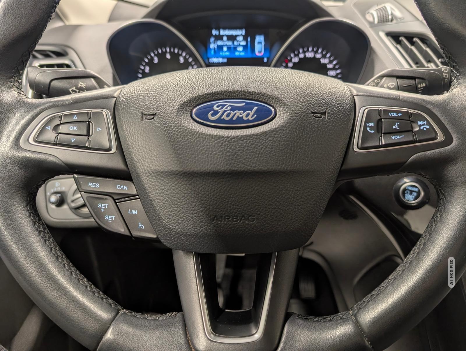 Ford Kuga Titanium Navi/SHZ/PDC/AHK/GRA/Keyl/17-LM
