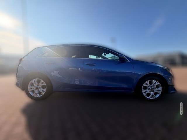 Kia cee'd / Ceed 1.5 LED Kamera APP SitzHZG Klimaautomatik beheiz.