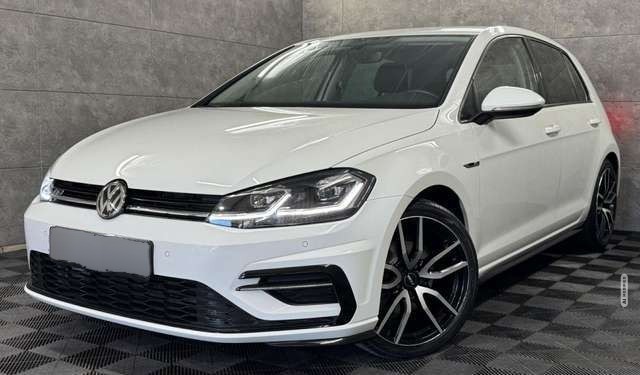Volkswagen Golf VII Highline R-Line Navi*LED*ACC*PDC*Keyles