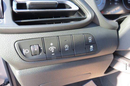 Hyundai i30 Kombi 1.5 T-GDI,Navi,SHZ,beh.Lenkrad,CarPlay
