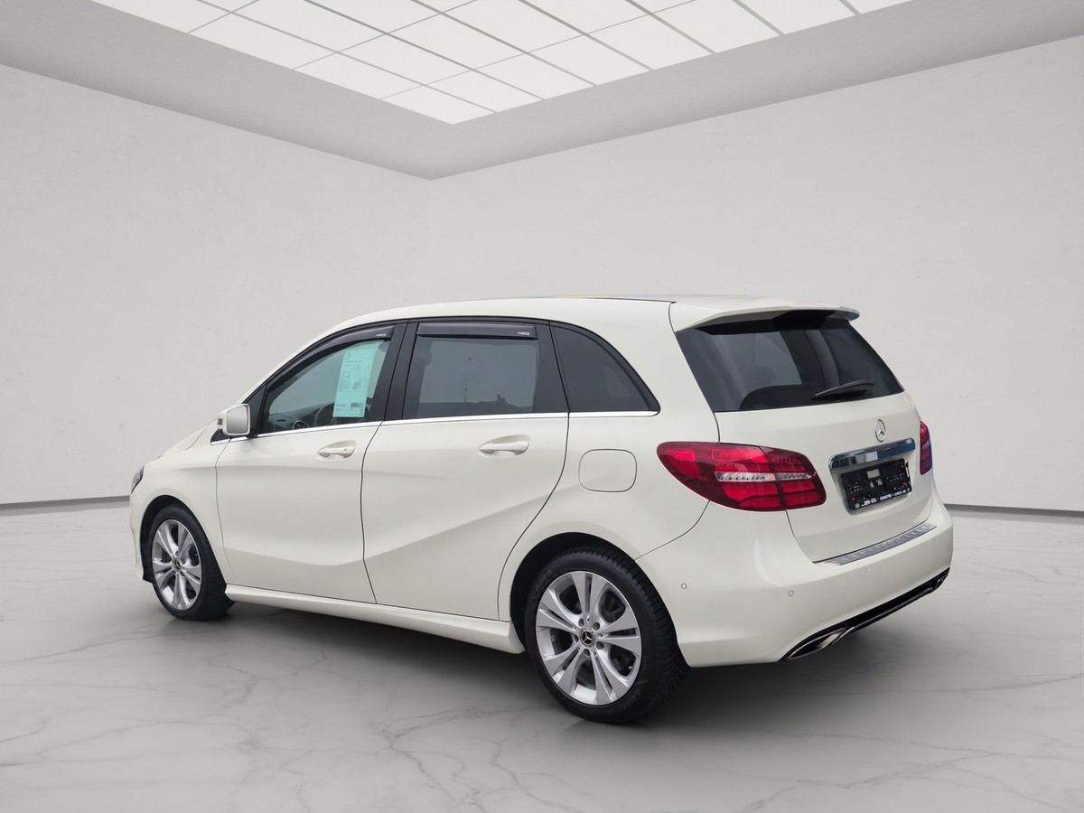 Mercedes-Benz B 220 Urban 4Matic