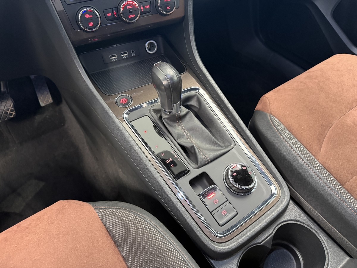 Seat Ateca 1.4 TSI Xcel.*8-Fach*AHK*Kamera*
