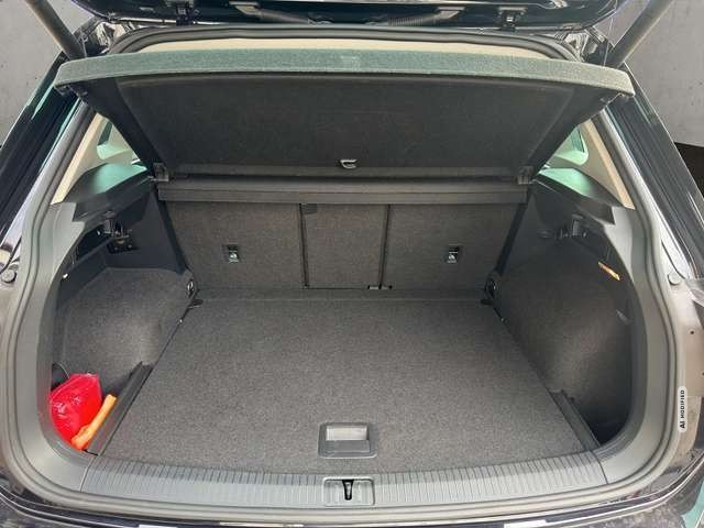 Volkswagen Tiguan Highline 4Motion +KAMERA+NAVIGATION+DYNAUDIO+