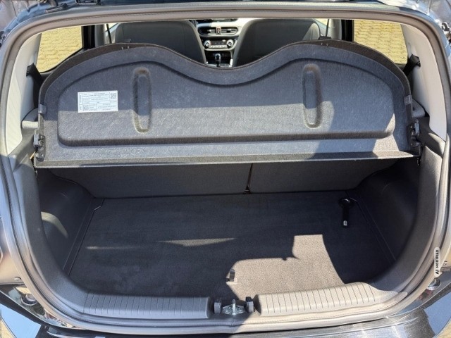 Hyundai i10 1.2 Prime +KLIMA+NAVI+RFK+PDC+TEMPOMAT+UVM+
