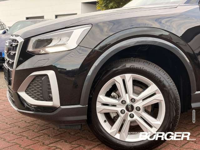 Audi Q2 35 TFSI DSG LED Kamera SitzHZG Tempo CarPlay PDC v