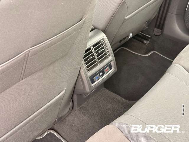Volkswagen Golf VIII Style AHK-abnehmbar Navi Digitales Cockpit Me