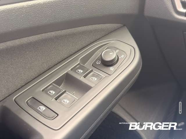 Volkswagen Golf VIII Style AHK-abnehmbar Navi Digitales Cockpit Me