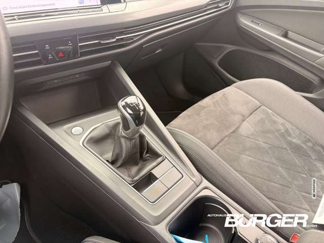 Volkswagen Golf VIII Style AHK-abnehmbar Navi Digitales Cockpit Me