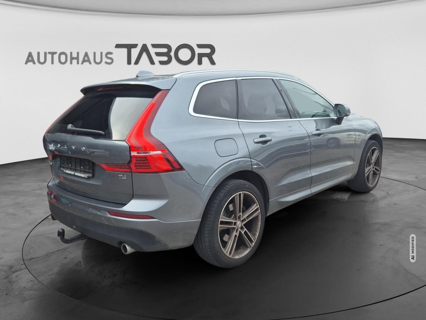 Volvo T4 190 Aut. Momentum Nav LED PDC Kam LM20Z