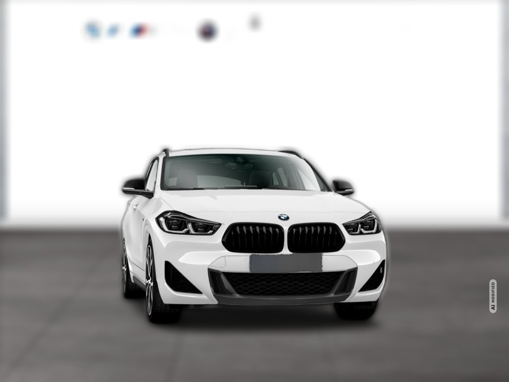 BMW X2 M SPORT NAVI PLUS HUD AHK PANO GRA RFK ALARM KOMFORTZG DAB