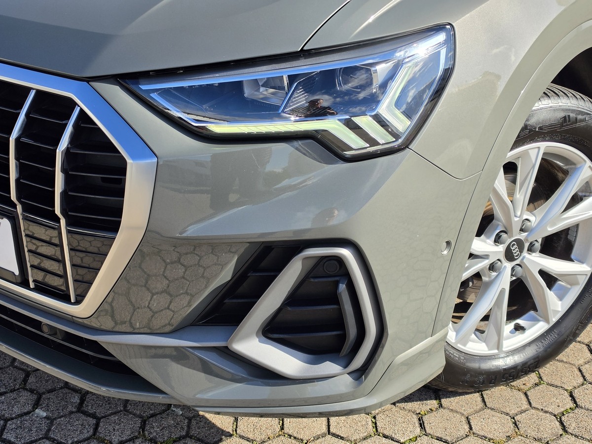 Audi Q3 35 TFSI S line*AHK*Virtual Cockpit*LED*Navi