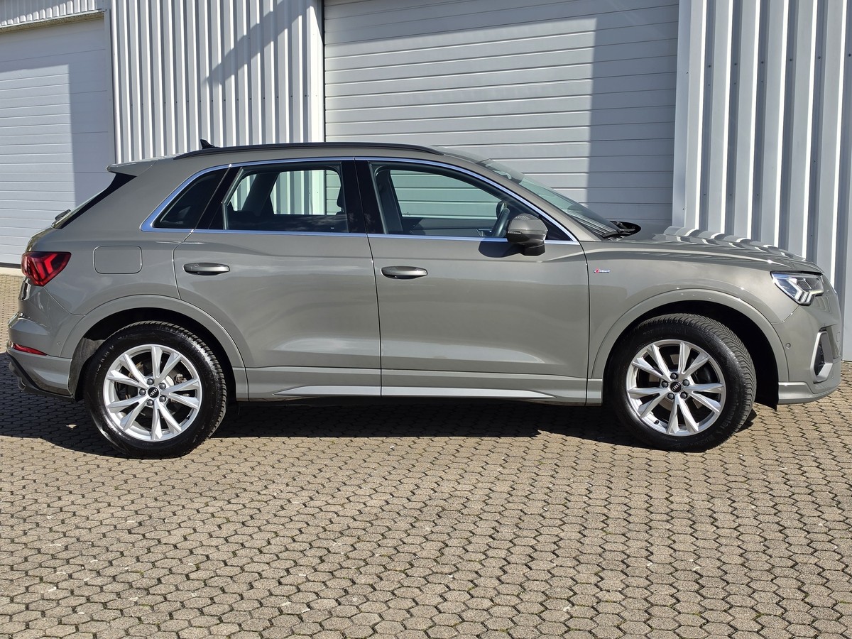 Audi Q3 35 TFSI S line*AHK*Virtual Cockpit*LED*Navi