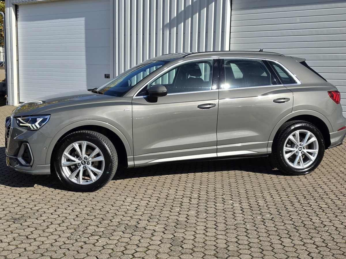 Audi Q3 35 TFSI S line*AHK*Virtual Cockpit*LED*Navi