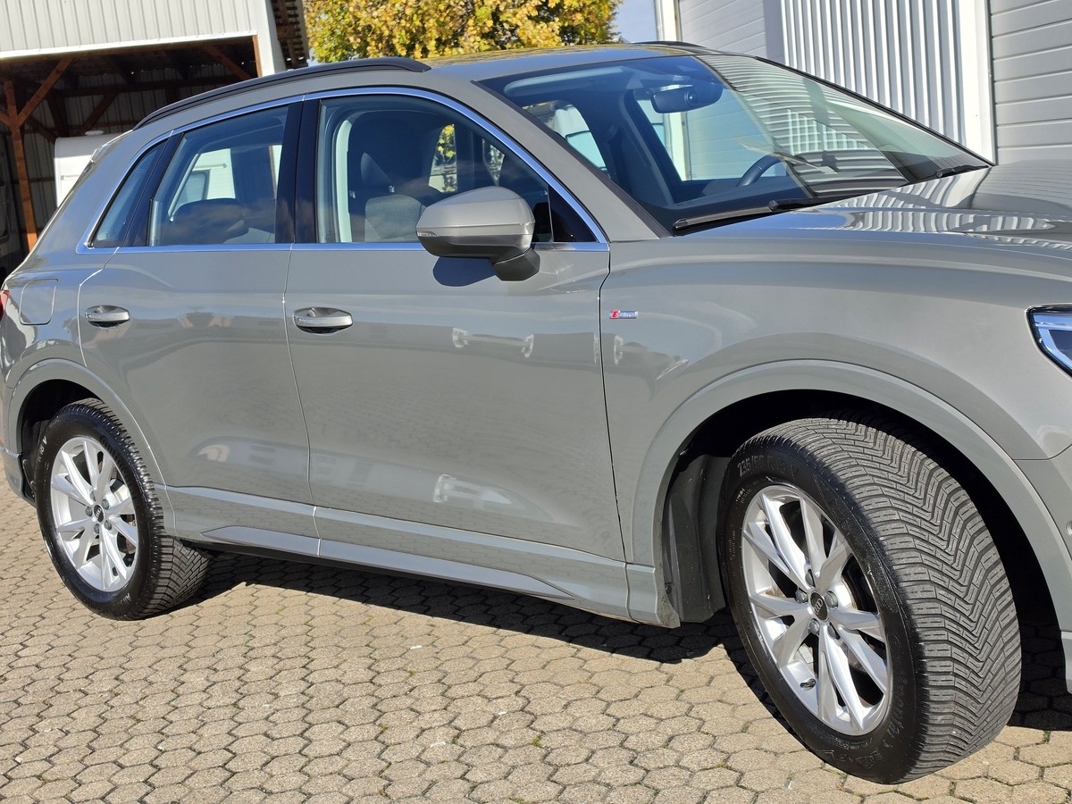 Audi Q3 35 TFSI S line*AHK*Virtual Cockpit*LED*Navi