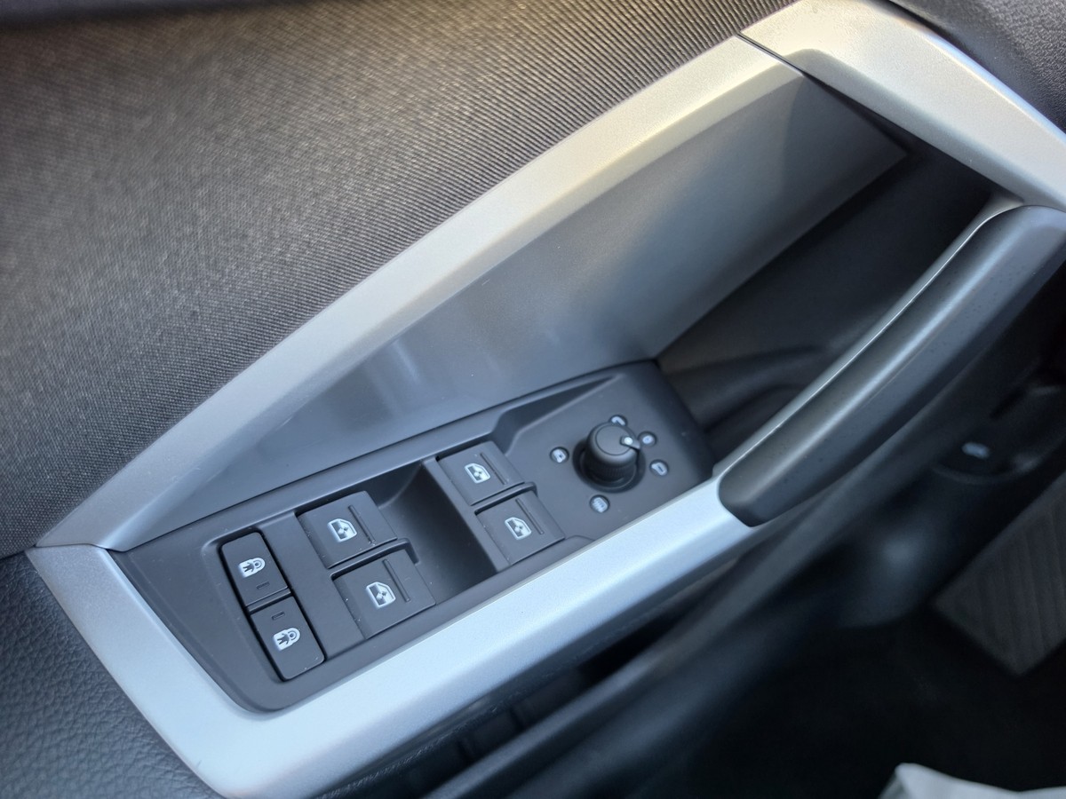 Audi Q3 35 TFSI S line*AHK*Virtual Cockpit*LED*Navi