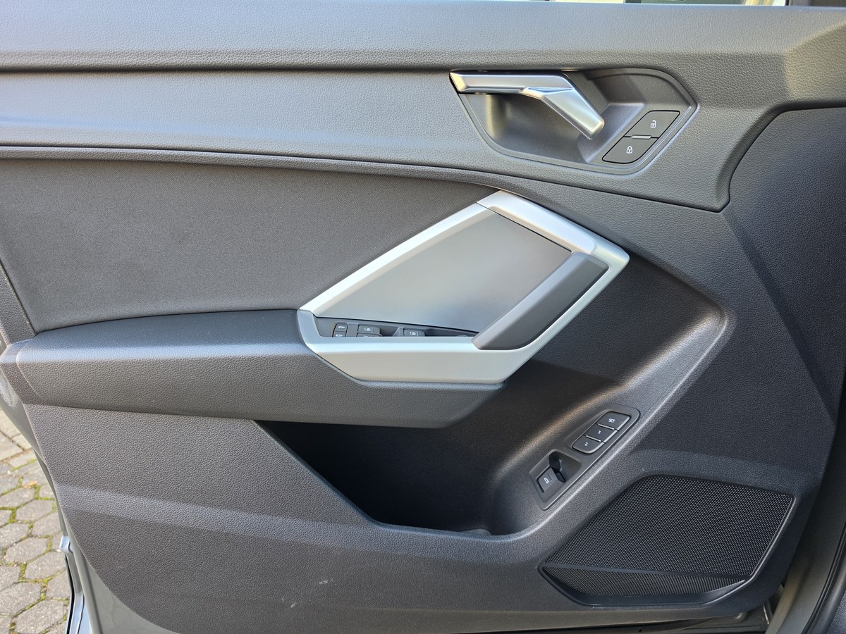 Audi Q3 35 TFSI S line*AHK*Virtual Cockpit*LED*Navi