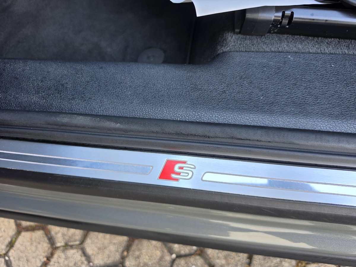 Audi Q3 35 TFSI S line*AHK*Virtual Cockpit*LED*Navi
