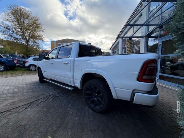 Dodge RAM 1500 4x4 Hemi 5,7 Laramie