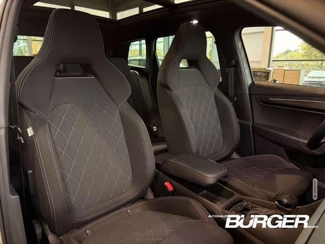 Skoda Karoq Sportline 4x4 AHK Pano Navi LED LenkradHZ Kurvenli