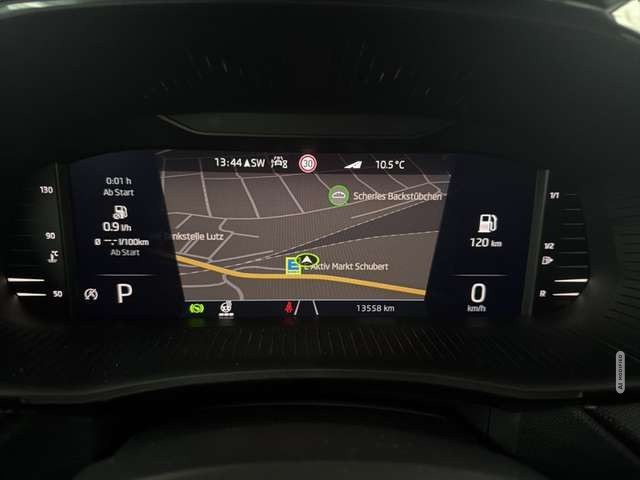 Skoda Fabia 1.5TSI DSG  LED CARPLAY LENK-SITZHEIZUNG