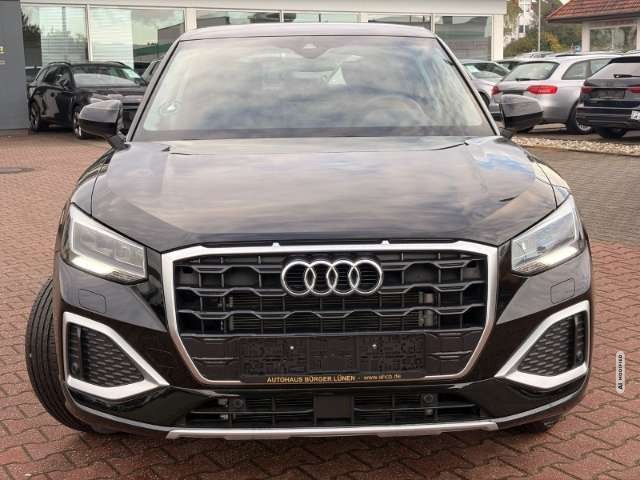 Audi Q2 35 TFSI DSG LED Kamera SitzHZG Tempo CarPlay PDC v