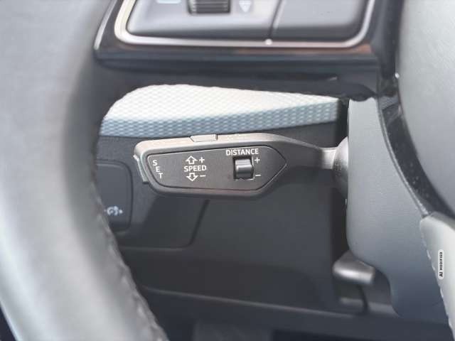 Audi Q2 35 TFSI DSG LED Kamera SitzHZG Tempo CarPlay PDC v