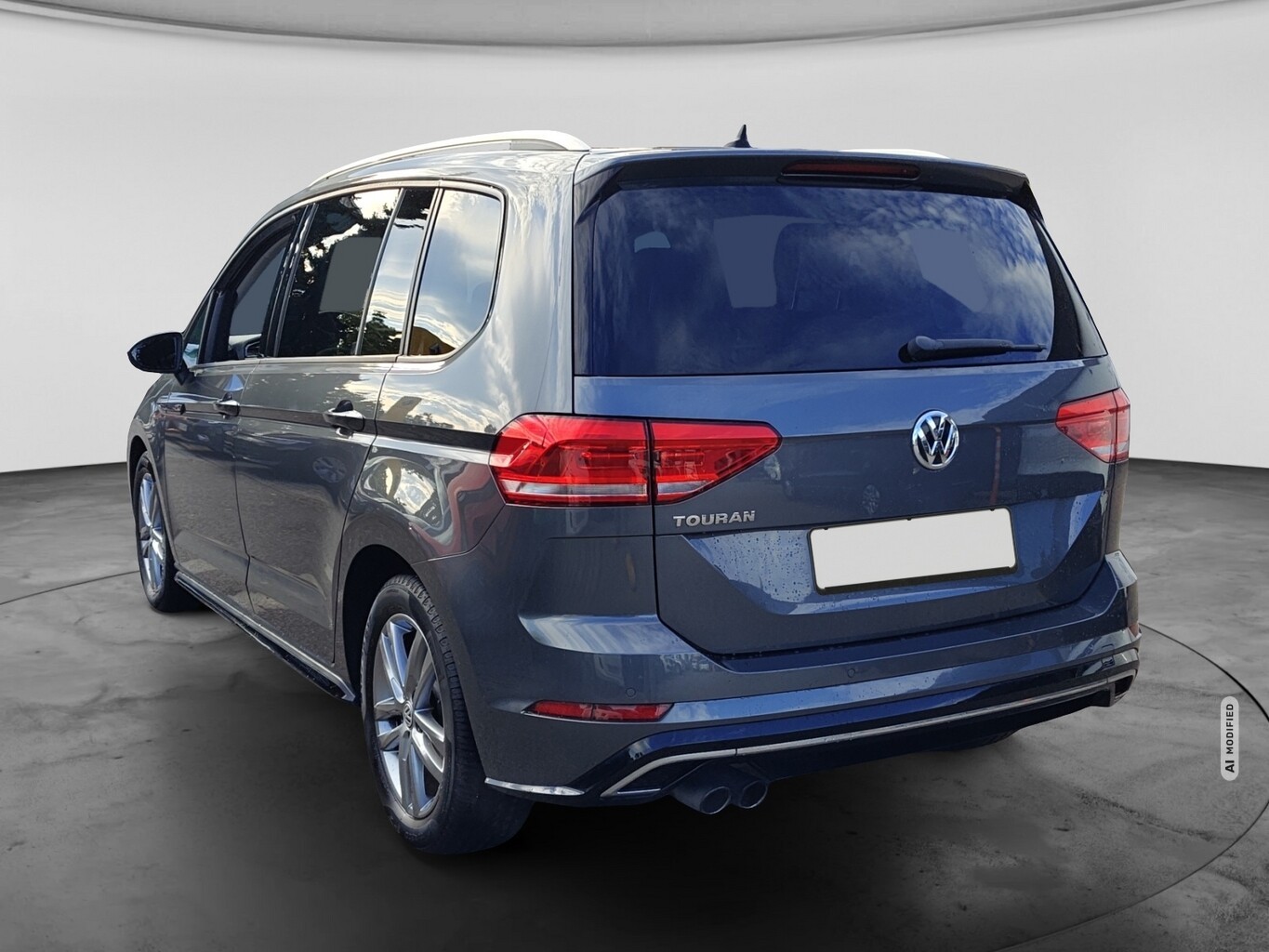 Volkswagen Touran 1.4 TSI 150 DSG Comfortline R-Line ACC