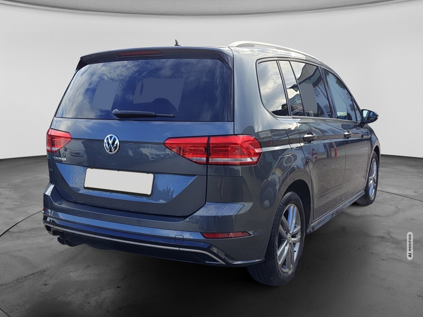 Volkswagen Touran 1.4 TSI 150 DSG Comfortline R-Line ACC