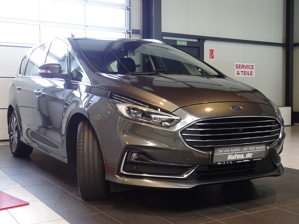Ford S-Max 2.0 EcoBlue Titanium Automatik