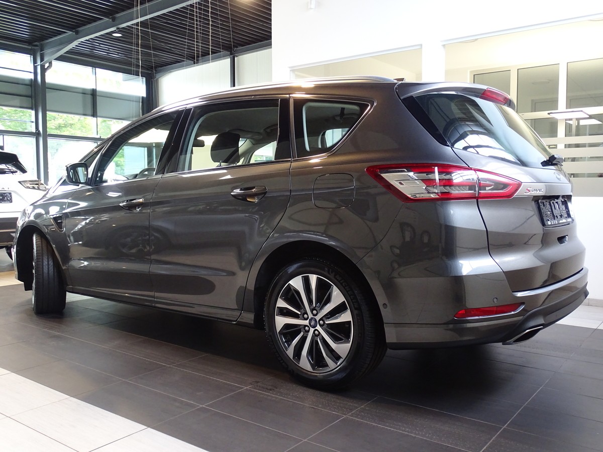 Ford S-Max 2.0 EcoBlue Titanium Automatik