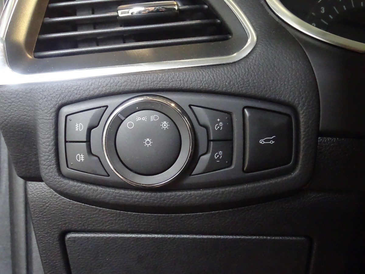 Ford S-Max 2.0 EcoBlue Titanium Automatik