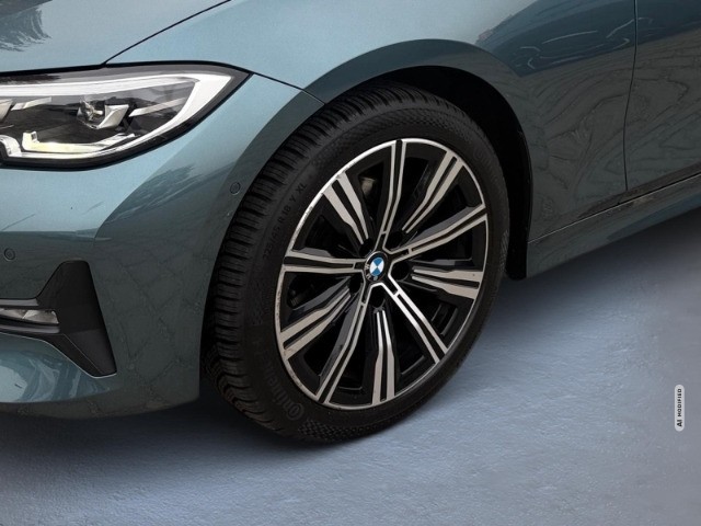 BMW 318 i Sport Line Touring +NAVI+KLIMA+PDC+UVM+