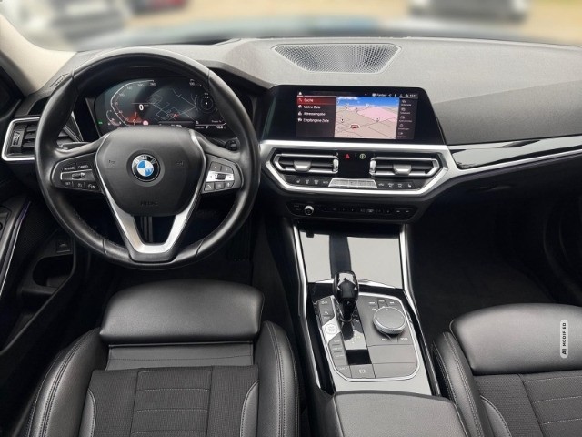 BMW 318 i Sport Line Touring +NAVI+KLIMA+PDC+UVM+