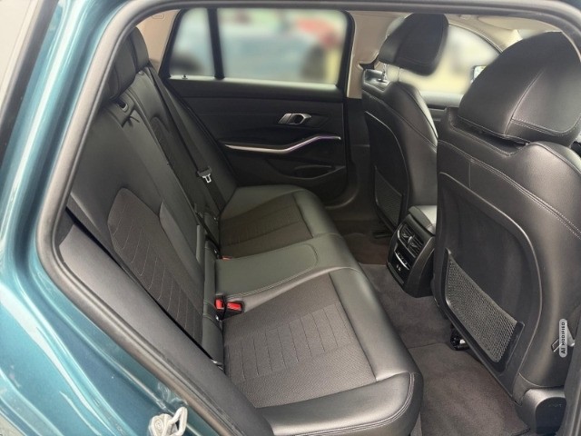 BMW 318 i Sport Line Touring +NAVI+KLIMA+PDC+UVM+