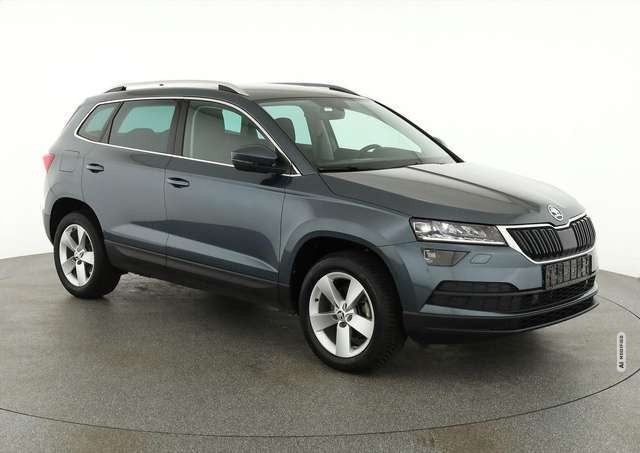 Skoda Karoq 1.5 TSI DSG Style, LED, Navi, Kamera, ACC, AppConn