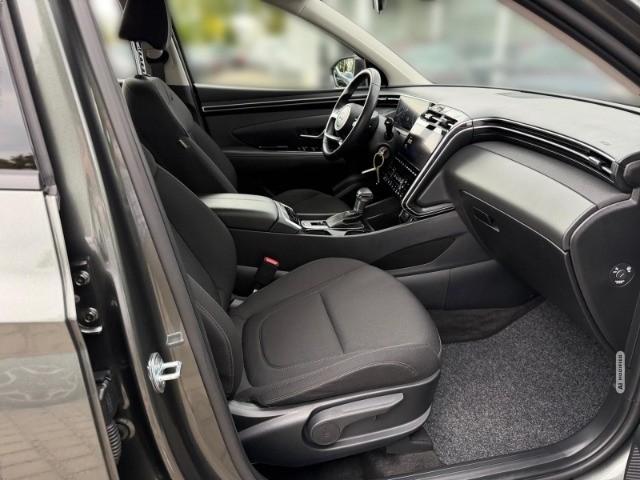 Hyundai Tucson Select 2WD 1.6 T-GDI 48V +KLIMA+NAVI+LED+UVM+