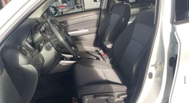 Suzuki Vitara 1.4 Comfort Facelift Navi LED Kamera ACC SitzHZG K
