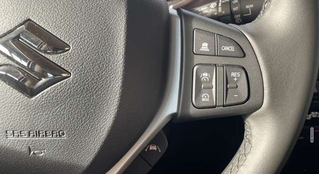 Suzuki Vitara 1.4 Comfort Facelift Navi LED Kamera ACC SitzHZG K
