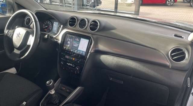 Suzuki Vitara 1.4 Comfort Facelift Navi LED Kamera ACC SitzHZG K