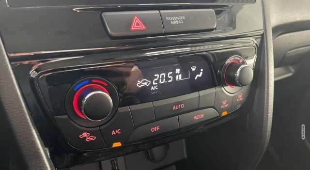 Suzuki Vitara 1.4 Comfort Facelift Navi LED Kamera ACC SitzHZG K
