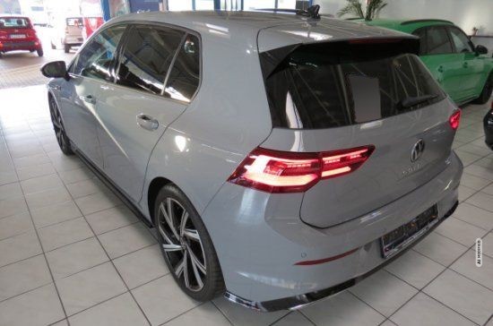 Volkswagen Golf VIII 1.5 eTSI R-Line (EURO 6d) AHZV+Matrix